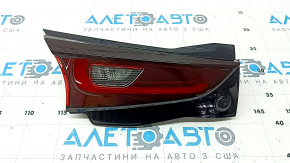 Фонарь внутренний дверь багажника левый Mazda CX-5 22-25 потерт