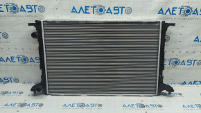 Радіатор охолодження вода Audi A4 B9 17-25 2.0T