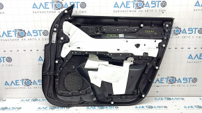 Обшивка двери карточка передняя левая Mazda CX-5 17-23 черная с черной вставкой кожа, подлокотник кожа черный, молдинг серый, с ручкой, потертости