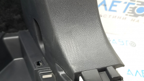 Обшивка арки правая Mazda CX-5 22-25 черная, потертости