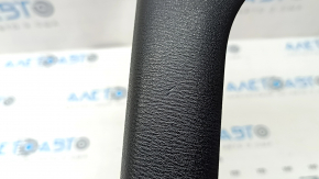 Накладка центральной консоли боковая правая Mazda CX-5 17-25 черная, царапина