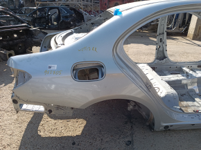 Чверть крило ззаду права Mercedes W213 E 300/350 17-20 на кузові, срібло