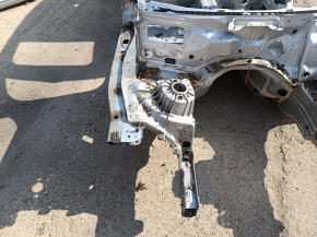 Четверть передняя правая Mercedes W213 E 17-23 на кузове, серебро