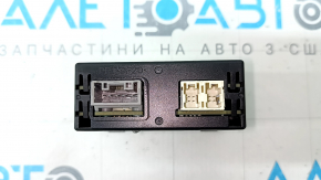 Крепление USB Hub, с хорошие состоянием, для автомобилей Mazda CX-5
