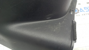 Накладка пола задняя левая Lexus UX200 19-22 черная, царапины