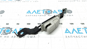 Кронштейн водительского ремня безопасности Mazda CX-5 17-25 серый