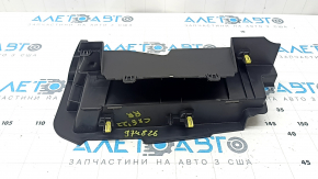 Кронштейн багажника правый Mazda CX-5 22-25 черный, царапины