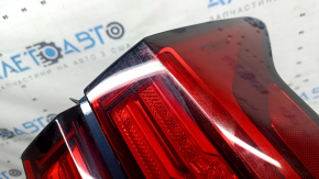 Ліхтар правий Kia Sorento 22-24 HEV, PHEV LED, з накладкою, подряпини