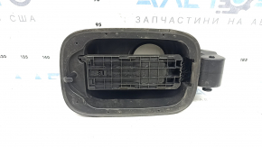 Корпус лючка бензобака Kia Sorento 21-26 HEV с замком
