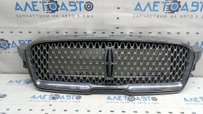 Решетка радиатора grill Lincoln MKZ 17-20 хром, с эмблемой, сколы