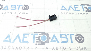 Фішка на сигнал low Toyota Camry v70 18-24