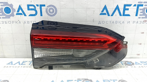 Ліхтар внутрішні двері багажника лівий Toyota Rav4 19-25 Japan built