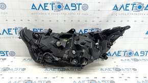 Фара передняя правая Toyota Rav4 19-21 LED, хром, Japan built, песок, потерт корпус