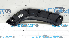 Накладка арки крыла задняя левая Toyota Rav4 19-25 черный глянец, на двери, царапины