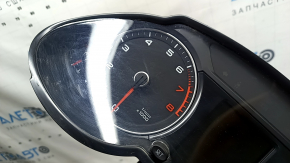 Щиток приборов Audi Q5 8R 13-17 106к, царапины