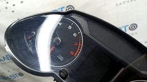 Щиток приборов Audi Q5 8R 13-17 106к, царапины