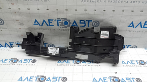 Дефлектор радіатора лівий Toyota RAV4 Prime 21-24