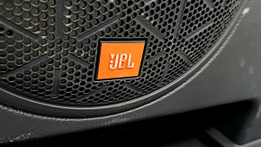 Обшивка арки ліва Toyota Rav4 19-25 чорна, JBL, подряпини, побілів пластик, прим'яті кріплення