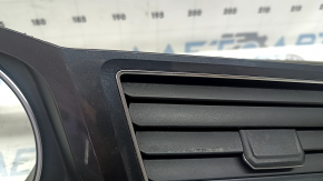 Накладка торпеди центральна VW Tiguan 18-22 графіт, з повітропроводами, подряпини, зламана направляйка