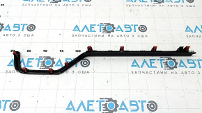 Молдинг передней панели правый Toyota Rav4 19-25 серебро