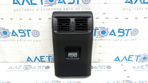 Накладка центральной консоли с дефлектором воздуховода Toyota Rav4 19-25 под USB, черная, царапины