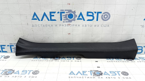 Накладка порога передня ліва Toyota Rav4 19-25 чорна, подряпини, потерта