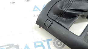 Накладка шифтера КПП Toyota Rav4 19-25 черная, с чехлом, потерта