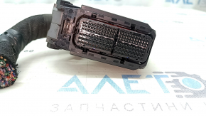 Фішка на блок ECU комп'ютер двигуна Lexus ES300h 19-21 велика