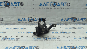 Цапфа передняя левая VW Golf 15-21
