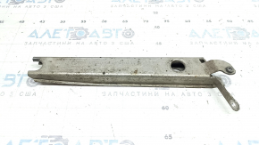 Кронштейн додаткового радіатора BMW X2 F39 18-23 нижній