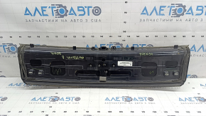 Накладка крышки багажника с эмблемой хром Ford Mustang mk6 18-23 царапины