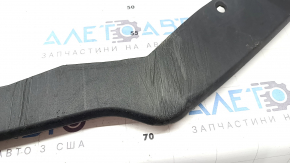 Губа переднего бампера Ford Mustang mk6 18-23 рест, царапины, сломаны крепления