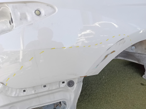 Чверть крило ззаду права Toyota Camry v70 18-24 без BSM, відпиляна, з центральною стійкою, біла, прим'ята
