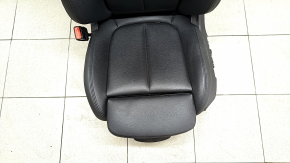 Сидіння водія BMW X1 F48 16-22 з airbag, електро, підігрів, з пам'яттю, шкіра чорна Sensatec, Sport, потріскана шкіра