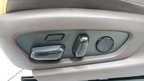 Водительское сидение Lexus ES 19-22 с airbag, электро, подогрев, вентиляция, память, кожа коричневая со светлоко-ричневой, примято, царапины, под чистку