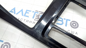 Накладка центральной консоли BMW X1 F48 16-19 черный глянец, потерта