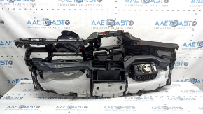 Торпедо передняя панель с AIRBAG BMW X1 F48 16-22 кожа черная, ржавый пиропатрон