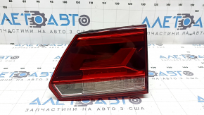 Ліхтар внутрішній кришка багажника правий VW Atlas 21-23 LED