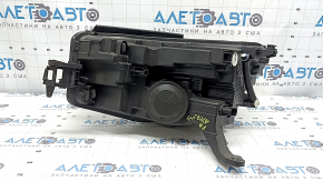 Фара передняя правая VW Atlas 21-23 LED, в сборе с хромом и блоком, тычки