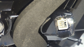 Фонарь внутренний дверь багажника левый Toyota Rav4 16-18 LED