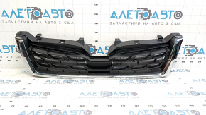 Решітка радіатора grill нижня Subaru Forester 17-18 SJ