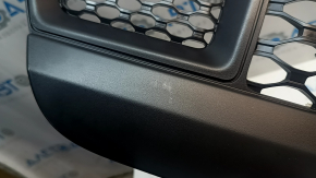 Нижняя решетка переднего бампера Jeep Compass 22-26 под радар, царапины, потертости