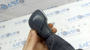 Ручка КПП VW Atlas 21-23 черная, кожа, потерта