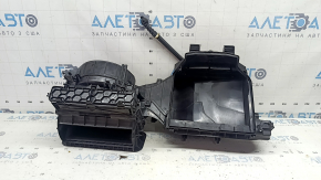 Корпус грубки голий вентиляція VW Atlas 18-26