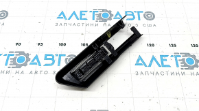 Заглушка салазки водительского сиденья задняя правая BMW 5 F10 11-16 черная, потерта