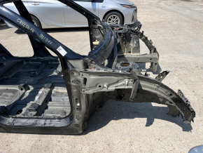 Четверть передняя правая Honda CRV 23-26 HEV на кузове, черная