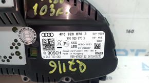 Щиток приборов Audi Q7 16-19 103к, царапины