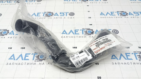 Патрубок охолодження правий Toyota Sienna 21-26