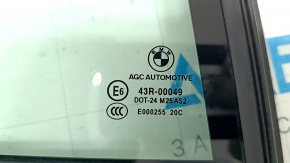 Скло дверей трикутник заднє праве BMW 5 G30 17-23
