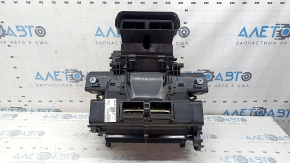 Корпус грубки голий кондиціонер Audi Q7 16-25 3 частини